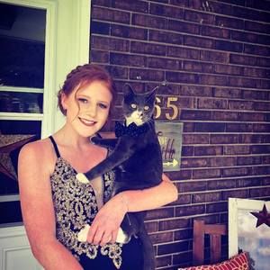 Meet your Posher, Emma